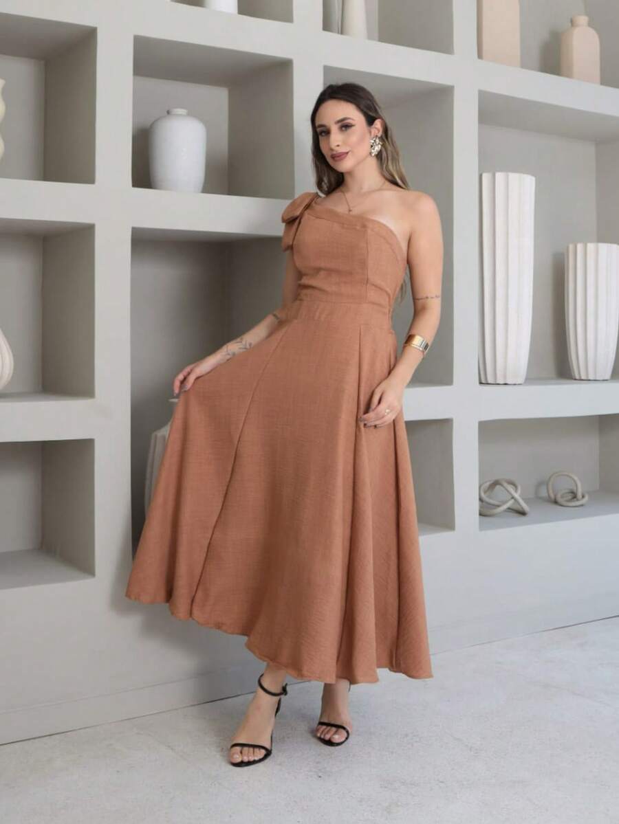 Helena Luxury Dune Linen Midi Dress With Bow On The Sleeve - 卡其色 - 查看 1