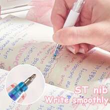 Set de 4 bolígrafos borrables retráctiles, con diseño de dibujos animados lindos, clip largo, agarre suave ergonómico, borrador incorporado, escritura suave, tinta mejorada para colores vívidos