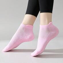 1/3 Pairs Of Women's Summer Yoga Socks, Mesh Breathable Thin Silicone Non-Slip Sports Socks, Indoor Floor Boat Socks, Suitable For Fitness Pilates Non-Slip Socks.
