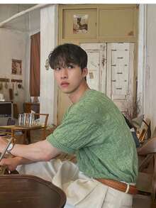 男士短袖T恤新款夏季轻薄简约风青年休闲透气圆领针织上衣 - 綠色 - 查看 4