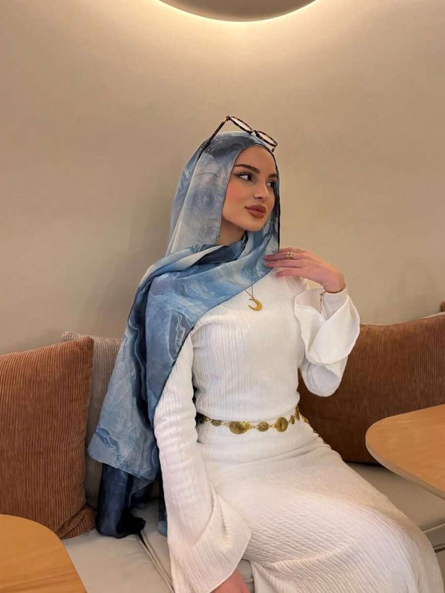 1件装女士时尚波西米亚水彩印花藏蓝色雪纺围巾头巾，休闲街头风头巾，适合所有季节