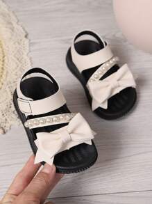 1 Paar Mädchen Perlen-Schleifen-Dekor PU-Leder offene Zehenspitze weiche Sohle lässige Modeschuhe Sandalen, geeignet für den Sommer