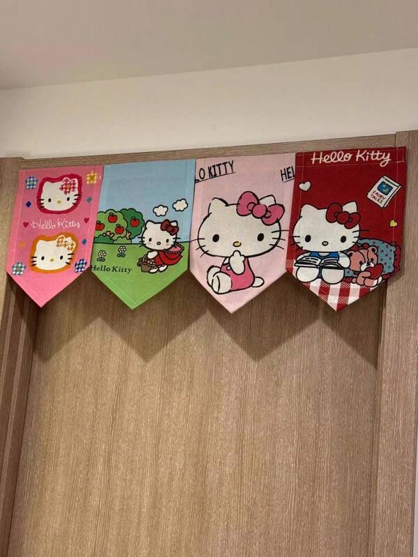 Sanrio 1 pezzo Tenda/Pannello divisorio in cartone decorativo per camera da letto, dal design carino di Hello Kitty di Sanrio