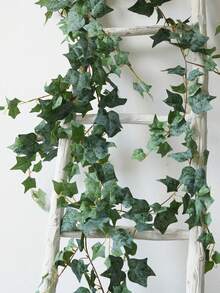 圣诞人造常春藤藤蔓，适合节日装饰、橱窗展示、户外围栏装饰、门/墙装饰、花园装饰、仿真植物家居装饰新年礼物