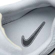 Nike 男士轻便透气跑步鞋，减震防滑休闲运动鞋 IB0612-008 - 白金色/石膏色/金屬銀灰/黑 - 查看 6