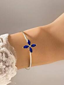 1pc Minimalist Petal Open Bangle Bracelet, Elegant Floral Design, Fashion Accessory Suitable For Women Everyday And Holiday Wear