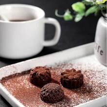 1 buc Forme de bomboane de ciocolată din silicon, Forme antiadere pentru jeleu, Forme pentru creion, Forme disponibile: floare, inimă, lalea, trandafir, animale drăguțe - leu, dinozaur, hipopotami, fluture