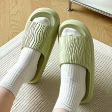 2025 Fashionable Pleated EVA Slippers, With Unique Pleated Upper Design, Thick Non-Slip Durable Sole, Lightweight & Comfortable, One-Piece Construction Prevents Odor, Suitable For Home, Bathroom, Living Room, Outdoor, Beach, Street Walking, Suitable For Guests, Simple Minimalist Aesthetic