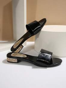 女士圆头绑带粗跟凉鞋，黑色低跟拖鞋，时尚大码拖鞋，欧式风格，春夏穿搭 - 黑色 - 查看 2