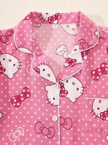 Conjunto de pijama autorizado de Sanrio, 2 piezas, con parte superior de manga corta con cuello en V y botones, estampado de Hello Kitty, y pantalón con lazo, set de pijama de verano, cómodo para uso en casa