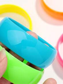 1pc Fashionable Fluorescent Resin Geometric Wide Bangle For Women, Suitable For Daily Wear And Gift