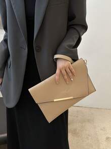 Fashionable Solid Color Asymmetrical Flip Cover Hardware Decorative Envelope Handbag, Suitable For Shopping, Wallets, Shopping, Young Women, College Students, Newcomers, And White-Collar Workers. They Are Very Suitable For Offices, Universities, Work, Business, Commuting, Outdoor Activities, Travel, And Outings - Khaki - View 4