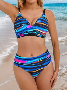 三件套彩色条纹女士比基尼套装，春夏必备：包含一件挂脖露脐上衣、一条高腰比基尼泳裤和一条沙滩裙。这款高腰带衬垫泳衣采用活力四射的荧光条纹设计，是夏季的完美之选；性感沙滩装；度假沙滩装；女士夏季度假露背款式，适合情人节和新年假期。 - 彩色 - 查看 5