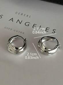 1 Pair Elegant Casual Sophisticated Asymmetrical Solid Color Geometric Minimalist Design Women Everyday Versatile Hoop Earrings