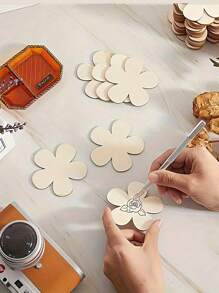 20pcs Wooden Flower Shape Set For DIY Crafts - Perfect For Painting, Coasters & Decorations - Ideal For Holidays LikeBirthday, Mother's Day, Party, Also Suitable For Bedroom Decoration, Living Room Decoration, Home Decoration