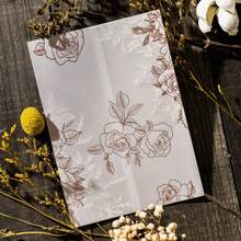 Puremigo 50 Pack Pre-Folded Vellum Jackets 5x7 Invitations - White Flower - 115GSM Vellum Paper 5x7 Jackets - Wedding Invitations Wraps - Transparent Wedding - 玫瑰金箔玫瑰圖案 - 查看 4