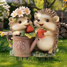 1 PC Creative And Cute Hedgehog Garden Decoration With Strawberries, 2D Flat Acrylic Decorative Accessories With Classic Spring Elements, Fashionable And Diverse Styles, Suitable For Garden Gardening, Perfect Spring Gifts For Family And Friends, Spring Gifts, Holiday Party Decorations.
