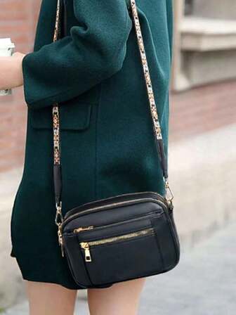 Dammode, enfärgad, enkel fyrkantig väska, justerbar axelrem, multifunktionell axelväska med dragkedja i europeiska och amerikanska färgscheman, vattentät och stöldskyddad, design med flera fickor och flera lager, 4 kortfack, bärbar och praktisk, lämplig för utflykter, dejter, shopping och andra tillfällen.