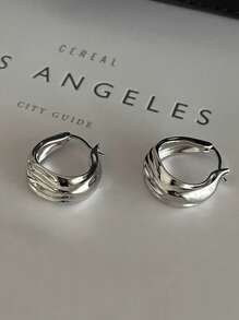 1 Pair Elegant Casual Sophisticated Asymmetrical Solid Color Geometric Minimalist Design Women Everyday Versatile Hoop Earrings