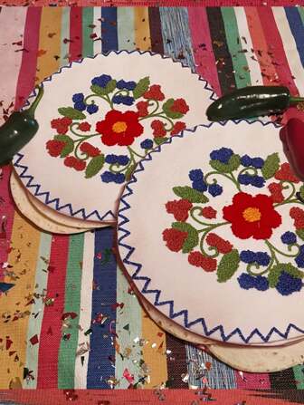 Calentador de tortillas de maíz, decoración de mesa para fiestas mexicanas, diseño bordado a mano con patrón floral, portador de tortillas mexicanas, 5 de mayo mexicano, Día de los Muertos