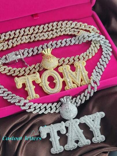 Custom Money Bag Pendant With Letter & Number Design, Brass Cubic Zirconia, DIY Nameplate Necklace, Hip Hop Style, Includes 50cm Twisted Chain,Gold,Silver,Stylish,Colorful,Vintage,Simple,Unisex,Casual,Cuties,Custom,Personalized,Unique,Ideal Gifts For Him,Ideal Gifts For Her,Her,Boyfriend,Girlfriend,Dad,Mom,Family,Friends,For Anniversaries,For Birthdays,For Graduation,For Prom,For Party,School Supplies,Back To School,For Office,For School,For Classroom,For Teacher Gifts,For University,For Colleague,For Dorm Rooms,For Teacher,For Boys And Girls,For Teenagers,Junior High School Students,Middle School Students,High School Senior High School Students,College Students,University Students,Freshman,Sophomore,Underclassmen