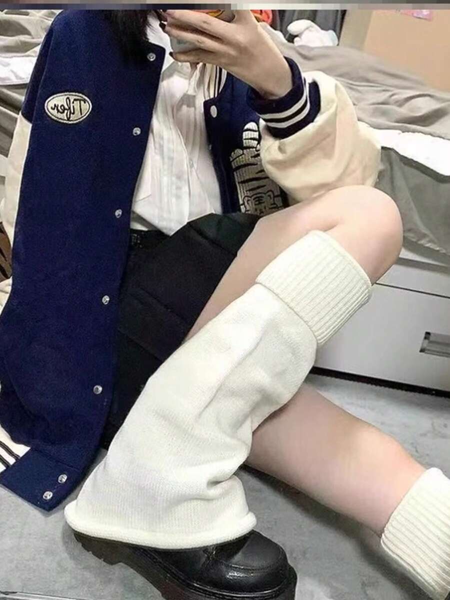 Calentadores de pierna con volantes de encaje multicapa, calentadores de muslo de punto de cable, calcetines Lolita negros y blancos para mujer