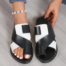New Summer Women's Fashionable, Soft And Comfortable Cross Color Flat Sandals, Casual Toe Sandals, Beach Shoes - 黑與白 - 查看 4