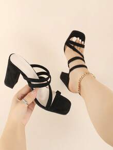 Wide Fit [MOSOCT]Wide Fit Shoes New Square Toe Retro Strap Thick Heels Gladiator Black Sandals For Women - Black - View 3