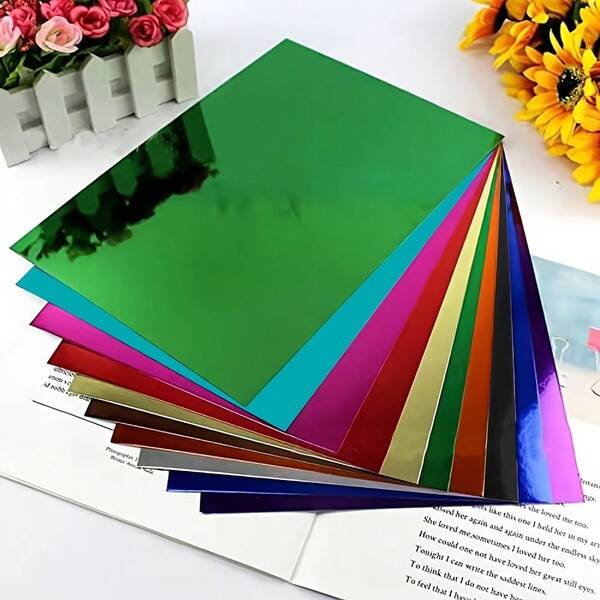 50 قطعة ورق عاكس معدني عالي الجودة - 8.26 بوصة * 11.69 بوصة، ورق لامع ملون مناسب لدعوات الزواج والأعياد والحرف والديكورات، سمك 230 جرام لكل متر مربع، مناسب لصنع بطاقات DIY