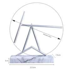Péndulo de Newton de levitación magnética - Un juguete de mesa flotante premium para decoración de oficina ejecutiva, un regalo para la tecnología del futuro de los hombres y un arte moderno para el hogar con efecto de movimiento permanente y artefacto para aliviar el estrés