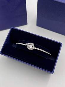 1 pièce Bracelet élégant et haut de gamme pour femme en forme de serpent avec cristaux rouges et base de bracelet réglable, idéal pour une utilisation quotidienne, cadeau parfait pour les fêtes pour les femmes