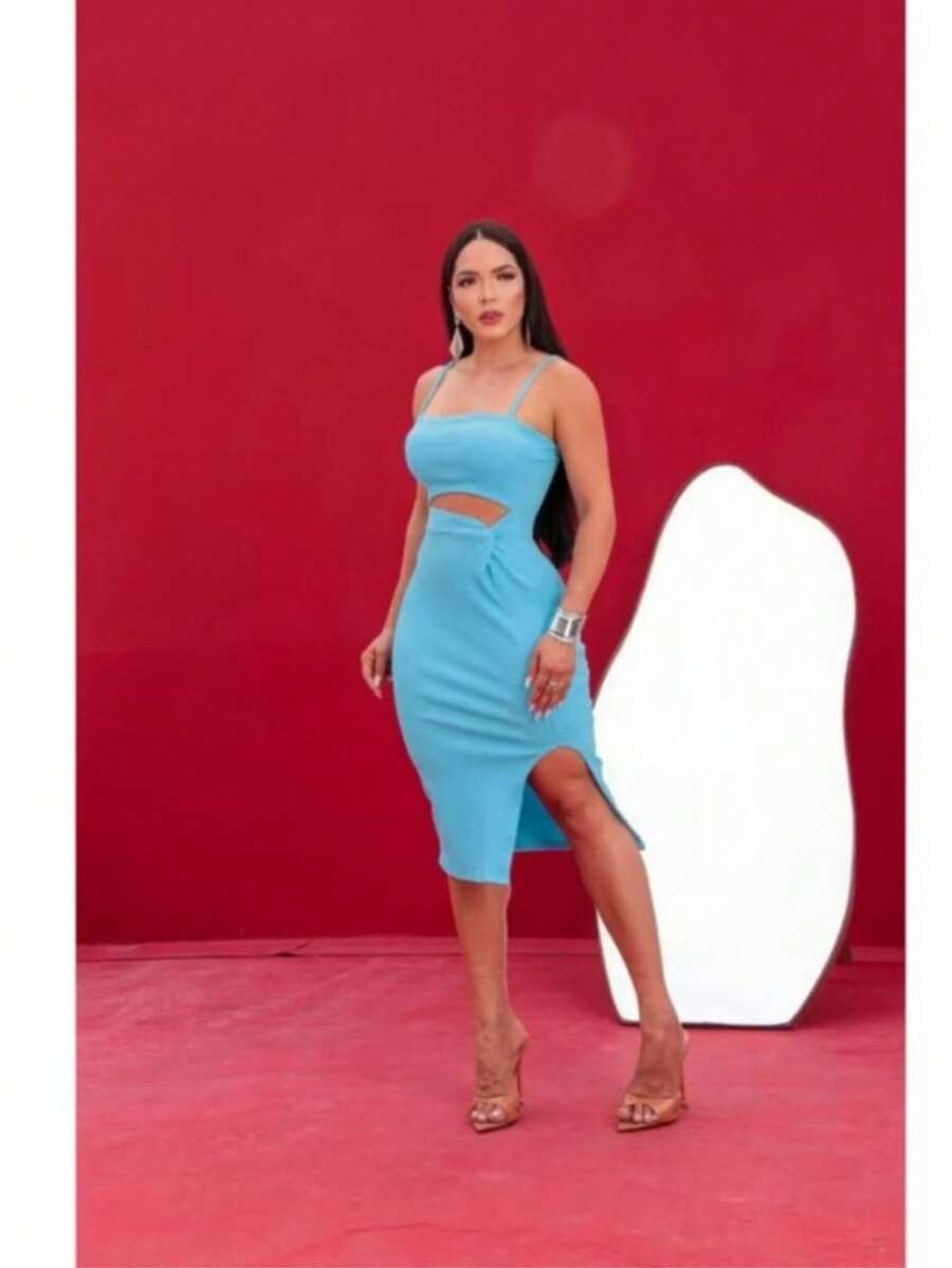 Anaruga Dress: Elegance And Style In Every Curve (34 To 44)  2025 - Blue - View 1
