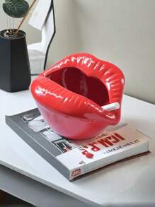 1pc Cute Cartoon Lip Resin Ashtray, Creative Unique Stylish Home Living Room Multi-Functional Smoking Accessory