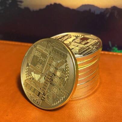 Bitcoin Gold Coin BTC Commemorative Coin, Foreign Currency, Cryptocurrency, Collectible, World Currency, Silver Coin, Gift, Stationery Gift