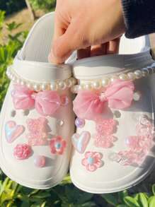 18 sztuk zawieszek DIY ozdoba sandałowa, zawiera łańcuszek ze sztucznych pereł, satynową kokardę, kolorowe klipsy niedźwiedzia - wspaniały prezent świąteczny