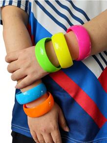 1pc Fashionable Fluorescent Resin Geometric Wide Bangle For Women, Suitable For Daily Wear And Gift