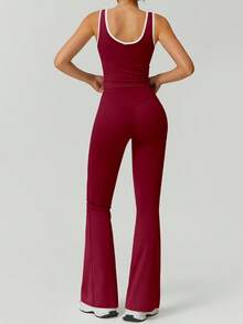 NcmRyu 一套女士高弹力撞色V领露脐上衣和紧身裤瑜伽健身套装 - 紅色 - 查看 2