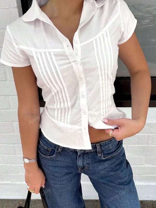 Camicetta estiva da donna in colore unito stile Y2K, stile college pure desire, con disegno bottoni e collo a revers, linea slim con pieghe, adatta per la stagione di laurea