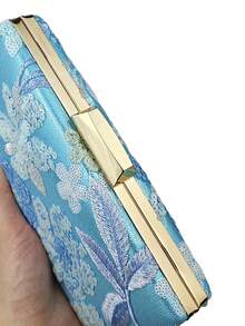 Random Pattern Women's Floral Pattern Evening Clutch Bag, Fashion Retro Sequin Embroidery Floral Evening Bag With Gold Metal Chain, Elegant Handmade Party Purses And Bags Women, Mini Box Bag For Ladies,Shoulder Blue Bags Purse For Party Girls, Bride, College Students, Rookies & White-Collar Workers For Party, Prom, Wedding, Unique Pattern, Prom Accessories, Bridesmaid Gifts, Enthusiastic, Elegant, Fresh And Simple - Blue - View 8