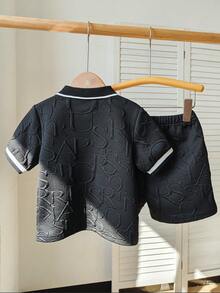 Chatreadl 2 件套年轻男孩休闲时尚 Polo 领针织上衣和短裤字母图案服装，适合春季、夏季、秋季户外 - 黑色 - 查看 2