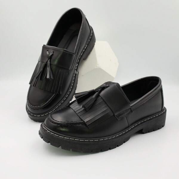 Men's British Style Glossy Fringe Loafers, Thick Sole Slip-On Moccasins Boat Shoes, Round Toe Casual Spring & Autumn