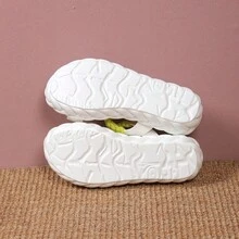 Fresh Wave Pattern Foot Massage Textured Woven Cloud Twist Thick Soft Bottom Casual Slide Slippers - Light Green - View 5