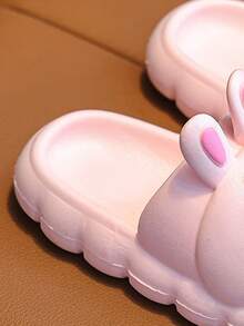 1双可爱卡通兔子儿童拖鞋，防滑，适合室内外/沙滩穿着，夏季款