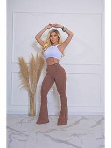 Calça Feminina Flare Cintura Alta Boca Sino com Lycra  Efeito Empina Bumbum Premium Luxo - Bege-Escuro - Visão 10