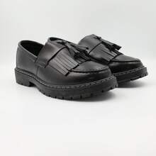 男士英伦风格亮面流苏乐福鞋，厚底一脚蹬莫卡辛船鞋，圆头休闲春秋 - 黑色 - 查看 6