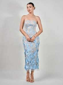 Andrea Bello 女士刺绣 3D 花卉抹胸中长连衣裙，适合派对/约会