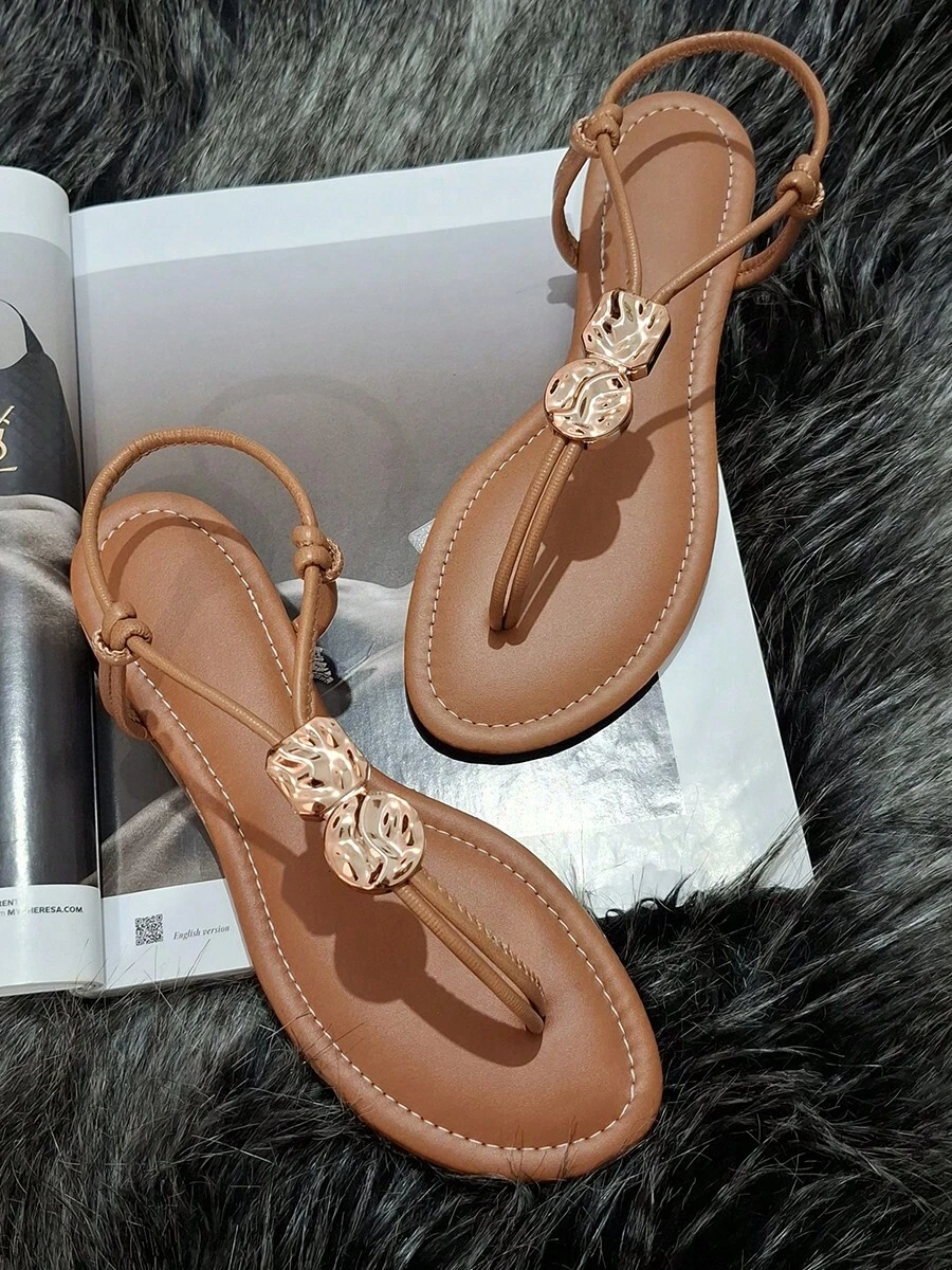 Women's Caramel Flat Sandal With Adjustable Embellishment - 駝色 - 查看 1