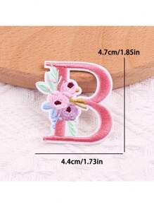 1 pieza, Parche bordado con flores para planchar con letras (A-Z), apliques decorativos para DIY en decoración de ropa, material de tela, calcomanías para ropa