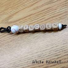 1 móc khóa tên tùy chỉnh, hạt gỗ viết tắt, bóng đá/bóng rổ/bóng chày/bóng bầu dục/bóng chuyền/quần vợt thể thao quà tặng cá nhân, quà tặng tốt nghiệp cho bạn trai, nam giới - móc khóa hạt gỗ - Xem 34