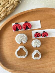 2pcs Ladybug Polymer Clay Cutter Garden Embossed Cutter Polymer Clay Jewelry Making, Polymer Clay Stud Earring Stamp Making Tool, Clay Jewelry Making Kit, Clay Earring Molds, DIY Earring Gift - Ladybug L - View 1